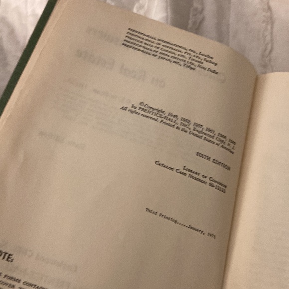 1969 vintage hardback book Questions and Answers on Real Estate - Picture 7 of 13